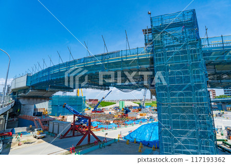 Toyosaki Junction under construction on the Hanshin Expressway Yodogawa Left Bank Line in Kita-ku, Osaka City 117193362