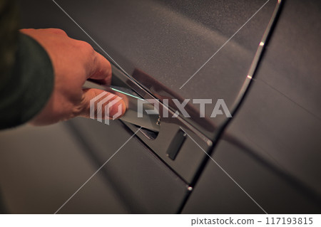 Japan's proud luxury sports car 117193815