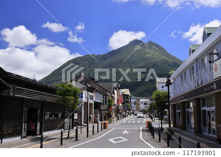 夏天由布院站前街 117193901