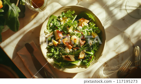 Healthy Mixed Green Salad with Croutons and Cherry Tomatoes 117195273