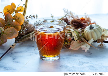 Cold Darjeeling tea Cold Darjeeling tea 117197060