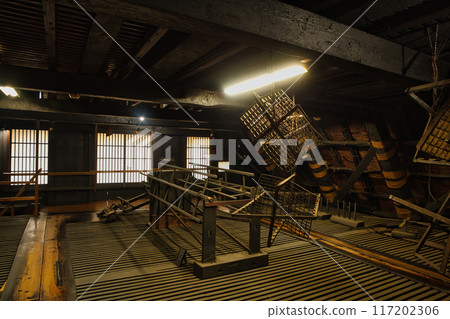 白川鄉合掌造房屋木製內裝日式房間木製房間雨門格子舊木建築 117202306