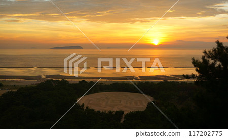 Zenigata Sand Painting Sunset Zenigata Sand Painting Sunset 117202775