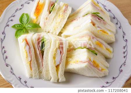 Mixed sandwich 117208041