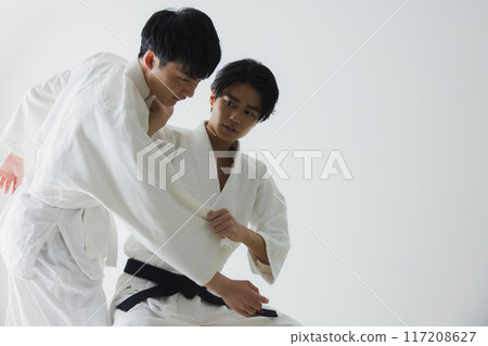 地理標示中的男人 117208627
