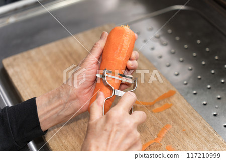 胡蘿蔔去皮 117210999