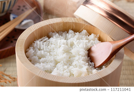 江戶大粒(木製大粒) 只要儲存,米飯就會變得有光澤、鬆軟、美味、新鮮。 江戶大粒(木製大粒) 只要儲存,米飯就會變得有光澤、鬆軟、美味、新鮮。 117211041