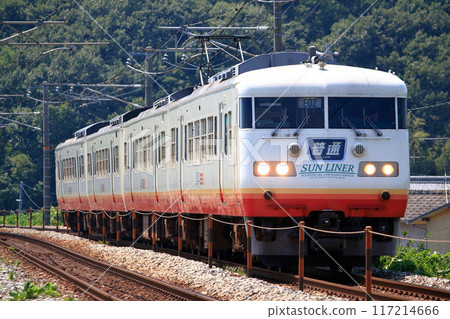 山陽幹線117系列列車（Wake⇔岡山⇔三原） 117214666