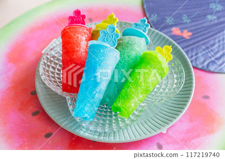 Handmade popsicles 117219740