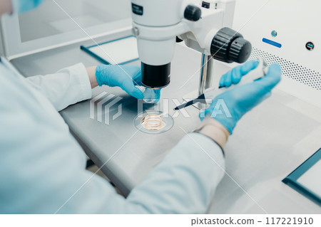 laboratory, microscope, scientist 117221910