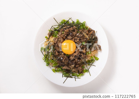 Chilled eggplant noodles with meat and miso 117222765