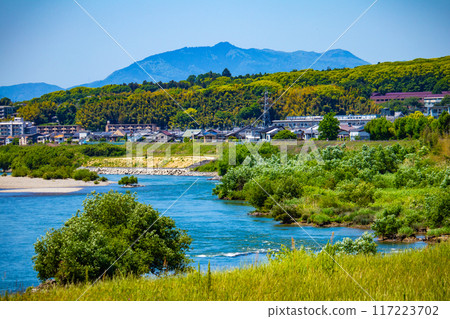 【京都風景】緩緩流動的宇治川(觀月橋至宇治橋) 【京都風景】緩緩流動的宇治川(觀月橋至宇治橋) 117223702