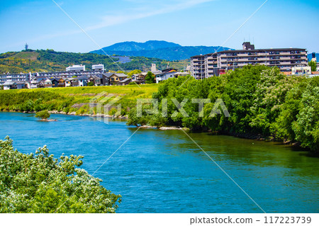 【京都風景】緩緩流動的宇治川(觀月橋至宇治橋) 【京都風景】緩緩流動的宇治川(觀月橋至宇治橋) 117223739
