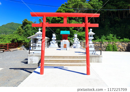 [山口縣] 晴天的元乃隅神社 117225709