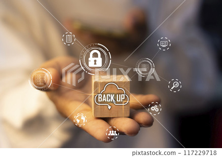 Concept of business men using cloud computing online, convenient, economical, energy-saving and low-cost Concept of business men using cloud computing online, convenient, economical, energy-saving and low-cost 117229718