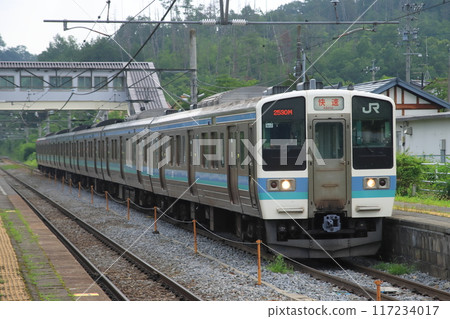 筱井線行駛的211系高速列車_2024年7月6日拍攝 筱井線行駛的211系高速列車_2024年7月6日拍攝 117234017