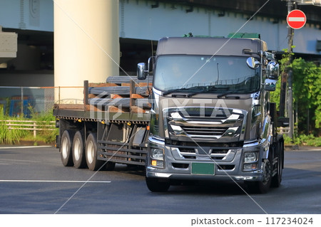 右轉拖車 117234024