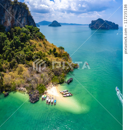 Aerial view of Koh Pakbia or Phak Bia island in Krabi, Thailand 117235186