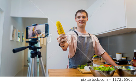 The chef is broadcasting live from workshop how to prepare a spicy glass noodle salad The chef is broadcasting live from workshop how to prepare a spicy glass noodle salad 117236503