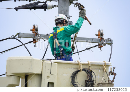 電氣作業：輸配電線路作業、施工中高作業 117238023