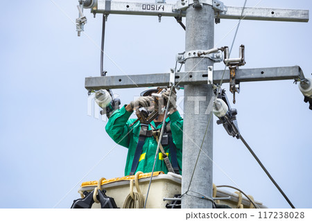 電氣作業：輸配電線路作業、施工中高作業 117238028