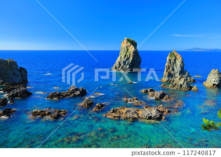[Yamaguchi Prefecture] The Marine Alps of Omijima on a clear day 117240817