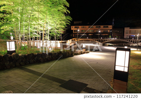 【山口縣】長門湯本溫泉溫湯廣場夜景（靈湯泉源） 117241220