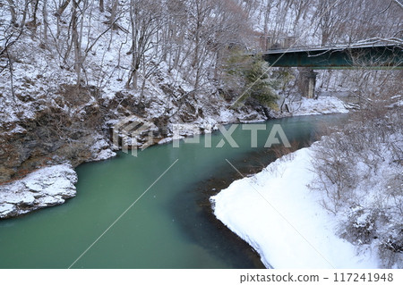Chuo Line and Tomoegafuchi (Tomoegafuchi, Hiyoshi, Kiso Town, Nagano Prefecture) Chuo Line and Tomoegafuchi (Tomoegafuchi, Hiyoshi, Kiso Town, Nagano Prefecture) 117241948