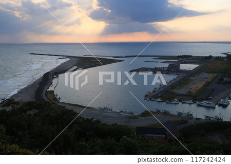 Evening view of Iioka fishing port 02 117242424