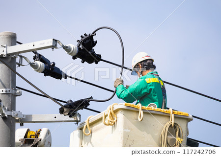 電氣作業：輸配電線路作業、施工中高作業 117242706