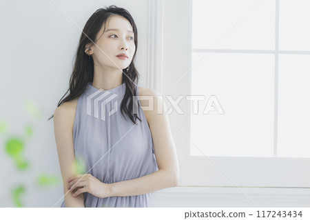 Cool woman 117243434