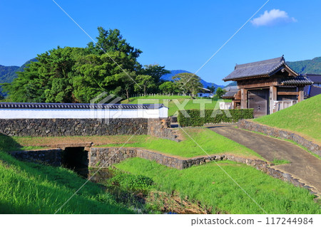 [山口縣] 陽光明媚的萩城下町（北正門） 117244984