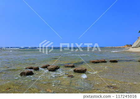 [Shimane Prefecture] Clear skies at Iwami Tatamigaura 117245016