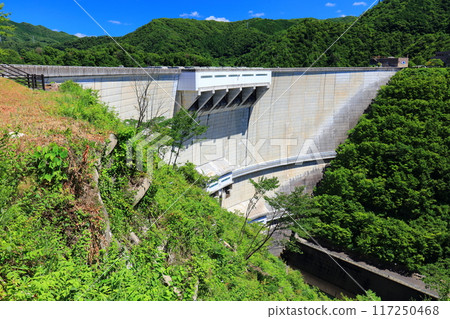 [廣島縣] 晴天時的努井水壩 117250468