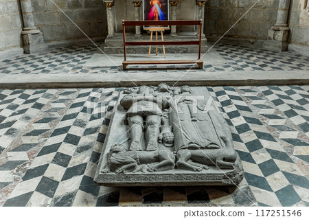 Basilica of Saint-Quentin, picardy, France Basilica of Saint-Quentin, picardy, France 117251546