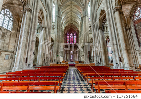 Basilica of Saint-Quentin, picardy, France Basilica of Saint-Quentin, picardy, France 117251564