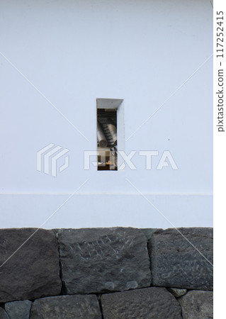 白色牆壁的方形空間 117252415