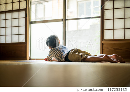 Japanese Style and Child Japanese Style and Child 117253185