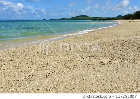 石垣島美麗的海灘,無人居住 石垣島美麗的海灘,無人居住 117253807