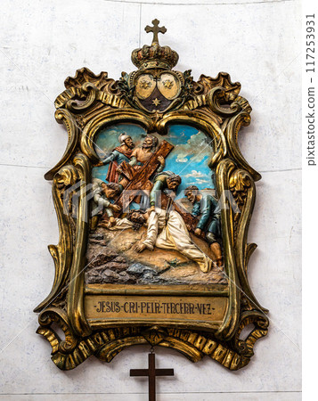 The golden interior of the Carmelite church Igreja do Carmo at Faro in Portugal 117253931