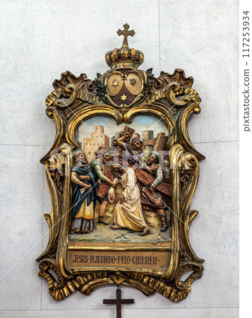 The golden interior of the Carmelite church Igreja do Carmo at Faro in Portugal 117253934