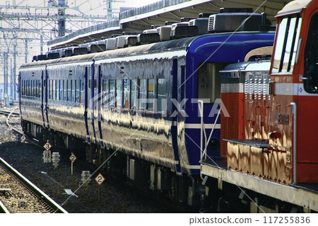 Running across the Kanto Plain!! A revival of the old passenger train... Tobu Railway/DL Daiki Special 117255836