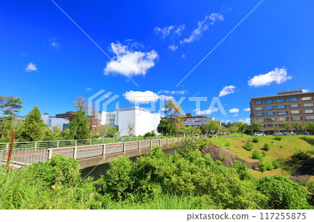 [廣島縣] 廣島大學（東廣島校區）的晴空 117255875
