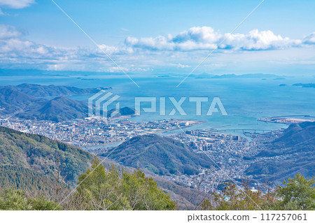 [View from Haigamine Observatory] Tochihara-cho, Kure City, Hiroshima Prefecture 117257061