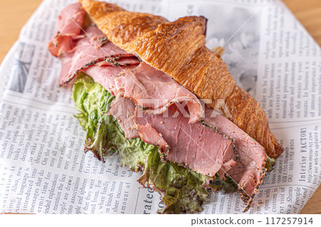 美味的烤牛肉三明治 117257914