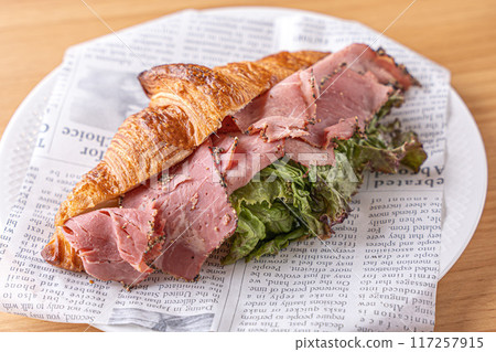 美味的烤牛肉三明治 117257915