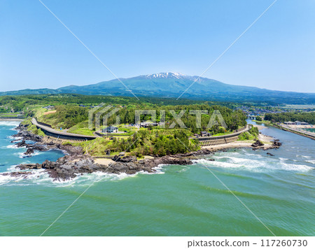 Mount Chokai and the area around the Sixteen Arhat Rock Buddhas (Yuza Town, Yamagata Prefecture) 117260730