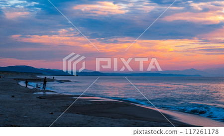 黃昏的大海 黃昏的大海 117261178