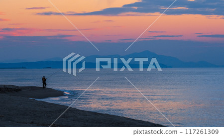 黃昏的大海 117261309