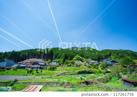 Photographing the delightful scenery of Ohara Village in Sakyo Ward, Kyoto City from spring to early summer 117261756